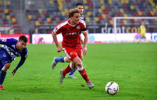 杜塞尔多夫胜出，积分榜上逐渐跻身中游的简单介绍