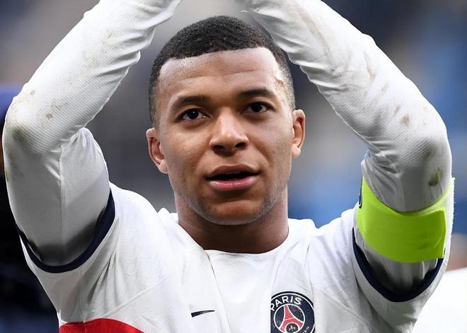 姆巴佩迎来七赛季高光表现，利物浦球迷沸腾！